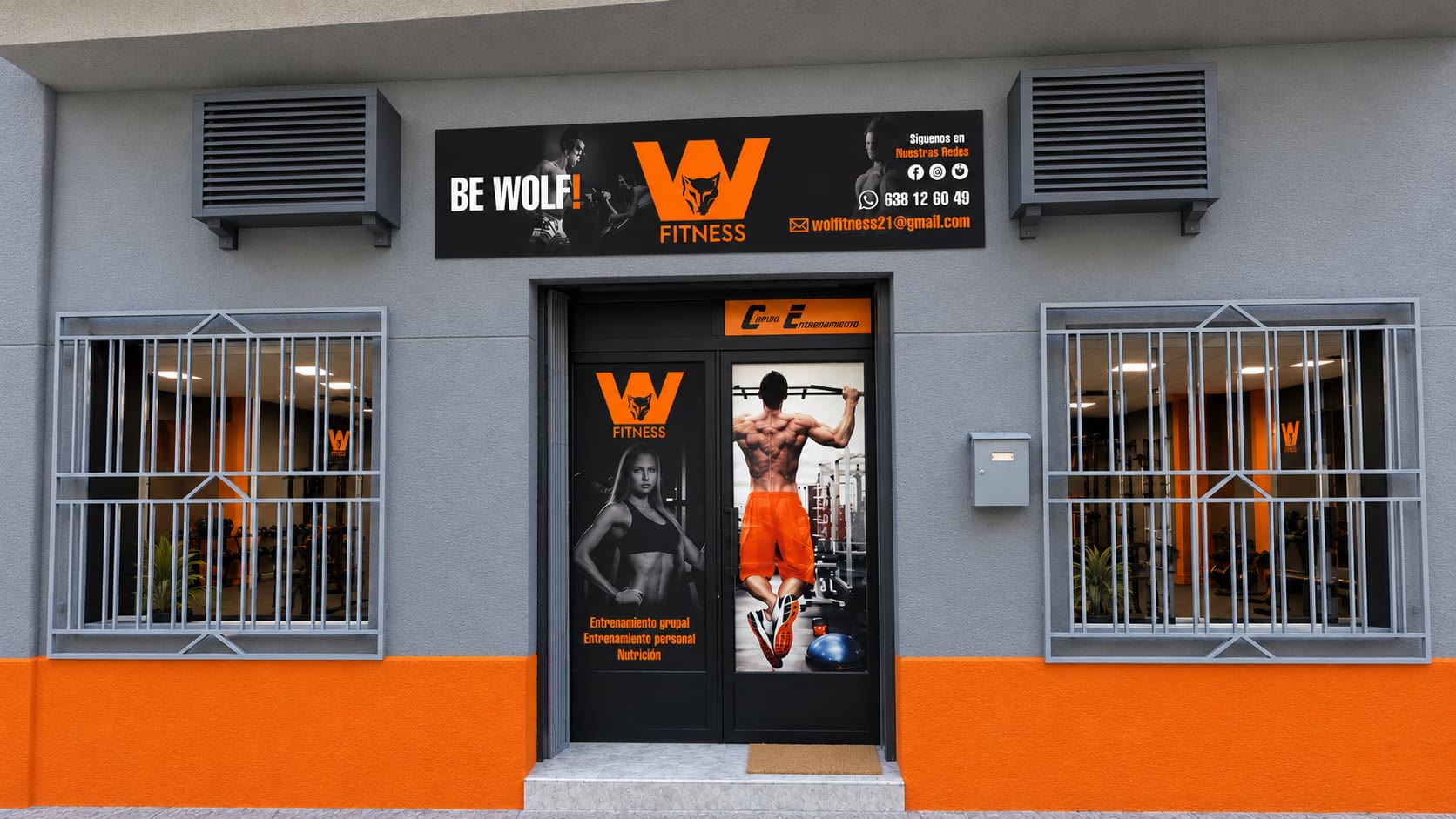 Fachada de Wolf Fitness en C. Santísimo, 13, Murcia